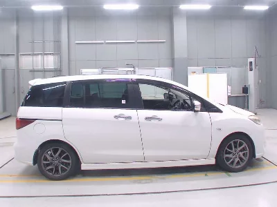Nissan Lafesta