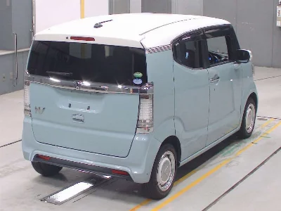 Honda N-Box Slash
