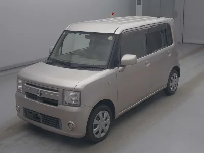 Toyota Pixis Space