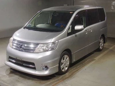 NISSAN SERENA