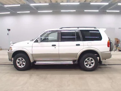 Mitsubishi Challenger