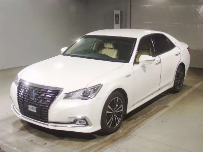 Toyota CROWN HYBRID