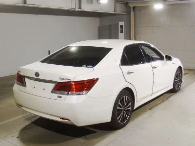 Toyota CROWN HYBRID