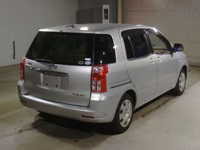 Toyota Raum