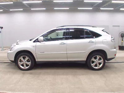 Toyota HARRIER HYBRID