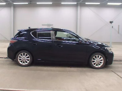 Lexus CT200h