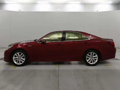 Toyota CROWN HYBRID