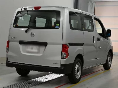 Nissan NV200 VANETTE VAN