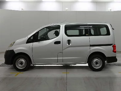 Nissan NV200 VANETTE VAN