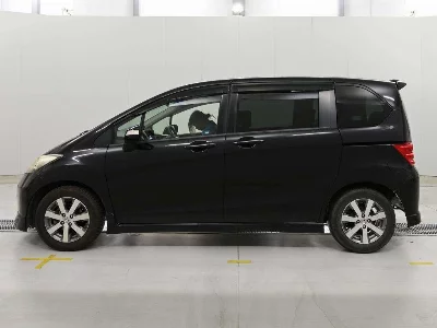 Honda Freed Spike