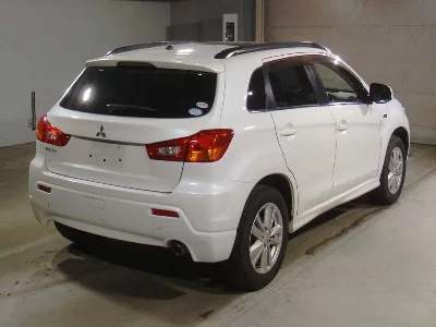 Mitsubishi RVR