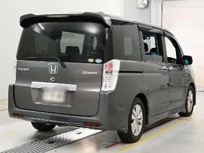 Honda STEPWGN SPADA