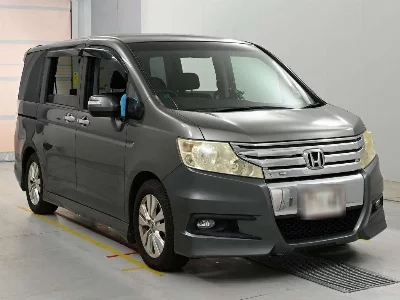 Honda STEPWGN SPADA