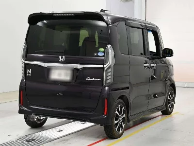Honda N BOX CUSTOM