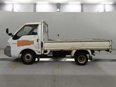 Nissan Vanette Truck