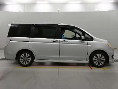 Honda STEPWGN SPADA