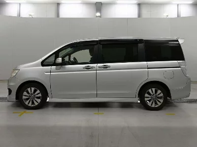 Honda STEPWGN SPADA