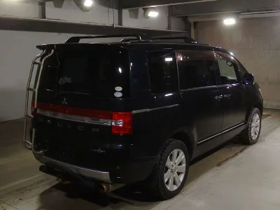 Mitsubishi DELICA D5
