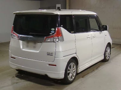 Suzuki Solio