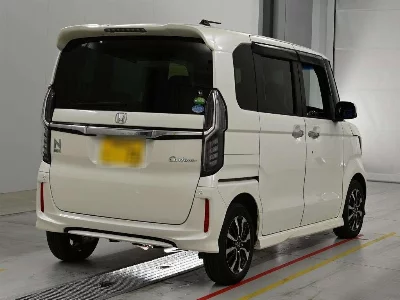 Honda N BOX CUSTOM