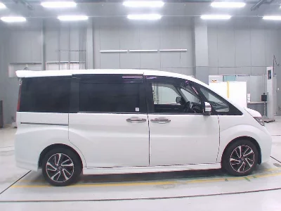 Honda STEPWGN SPADA