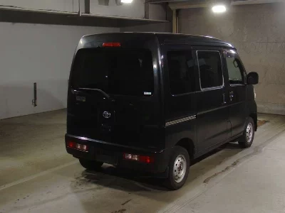 Toyota Pixis Van