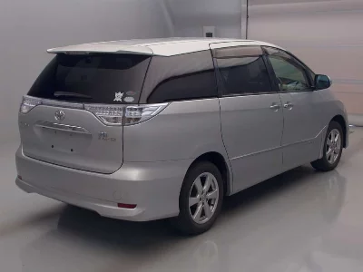 Toyota Estima Hybrid