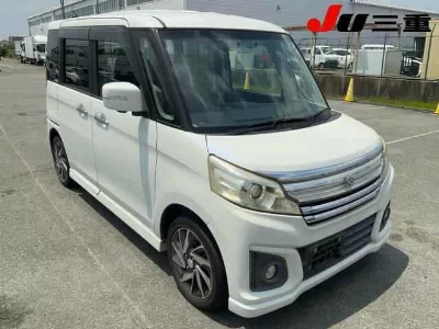 Suzuki Spacia