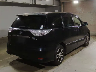 Toyota Estima Hybrid