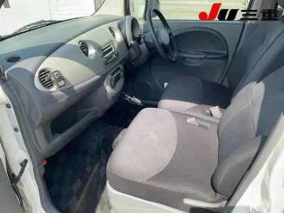 Daihatsu MOVE LATTE