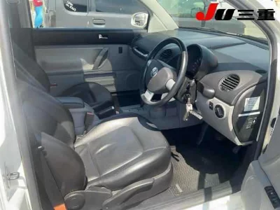 Volkswagen New Beetle
