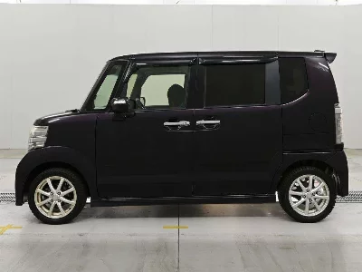 Honda N BOX CUSTOM