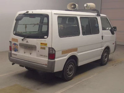 Mitsubishi Delica Van