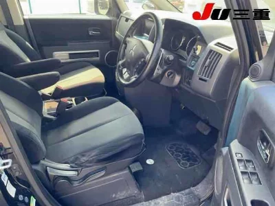 Статистика аукционов Mitsubishi Delica D:5
