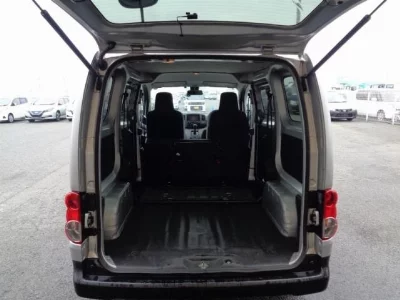 NISSAN NV200 VANETTE VAN