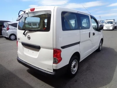 NISSAN NV200 VANETTE VAN