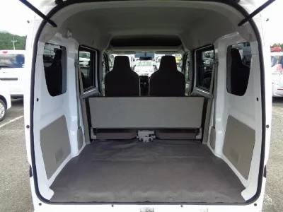 NISSAN NV100 CLIPPER