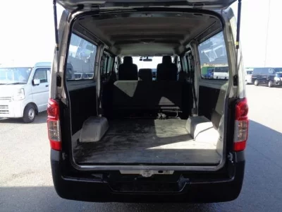 NISSAN NV350 CARAVAN
