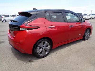 NISSAN LEAF