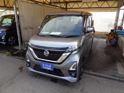 NISSAN ROOX