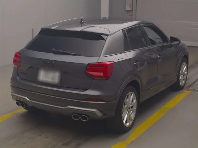 AUDI SQ2
