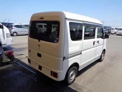 NISSAN NV100 CLIPPER