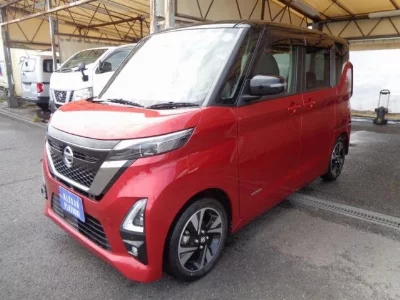 NISSAN ROOX