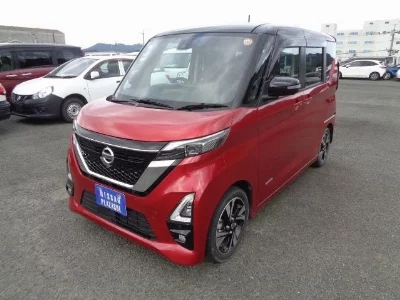 NISSAN ROOX