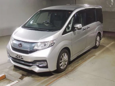 Honda STEPWGN SPADA