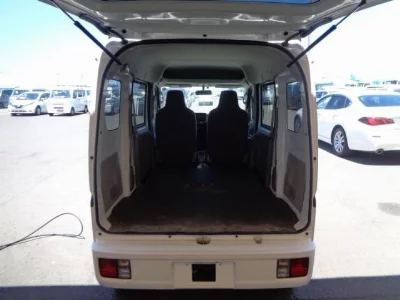 NISSAN NV100 CLIPPER