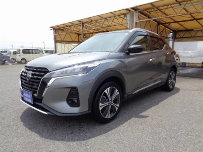 NISSAN KICKS