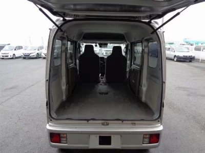 NISSAN NV100 CLIPPER