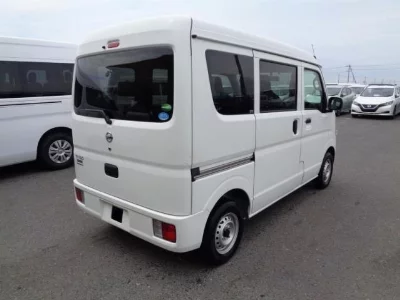 NISSAN NV100 CLIPPER