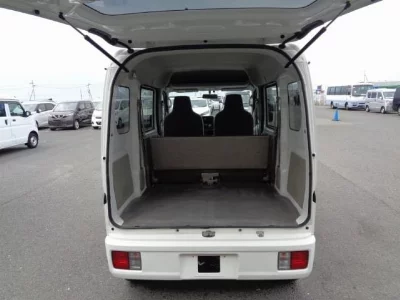 NISSAN NV100 CLIPPER